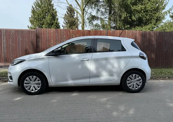 samochody osobowe Renault Zoe cena 34999 przebieg: 60000, rok produkcji 2021 z Chrzanów